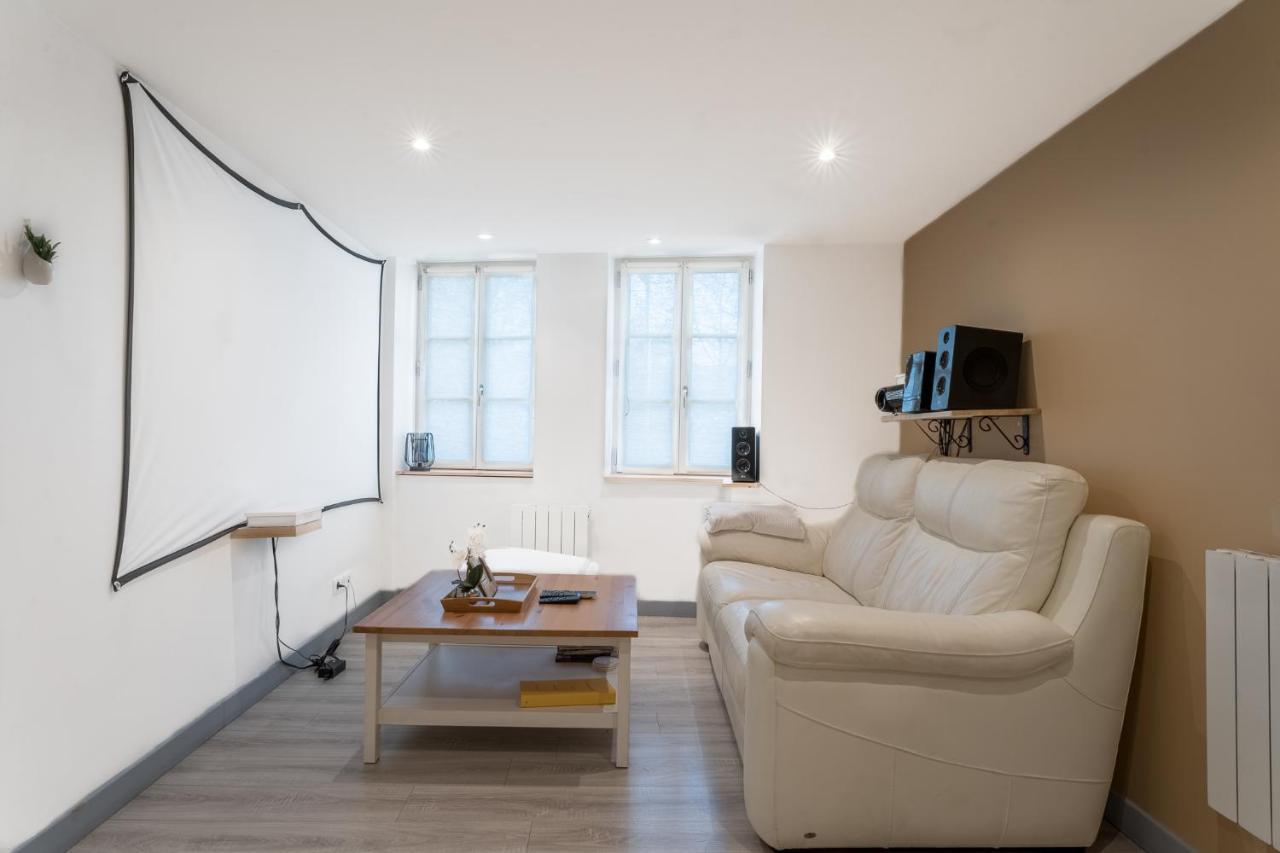 Appartement Spa Privatif Et Cinema Centre Ville Metz Exterior photo